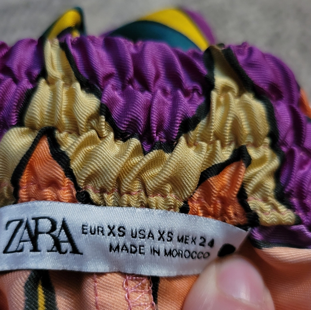 ZARA ✨BLOGGERS FAV Colorful Printed Satin Pajama Style Pant Size XS - Picture 9 of 15